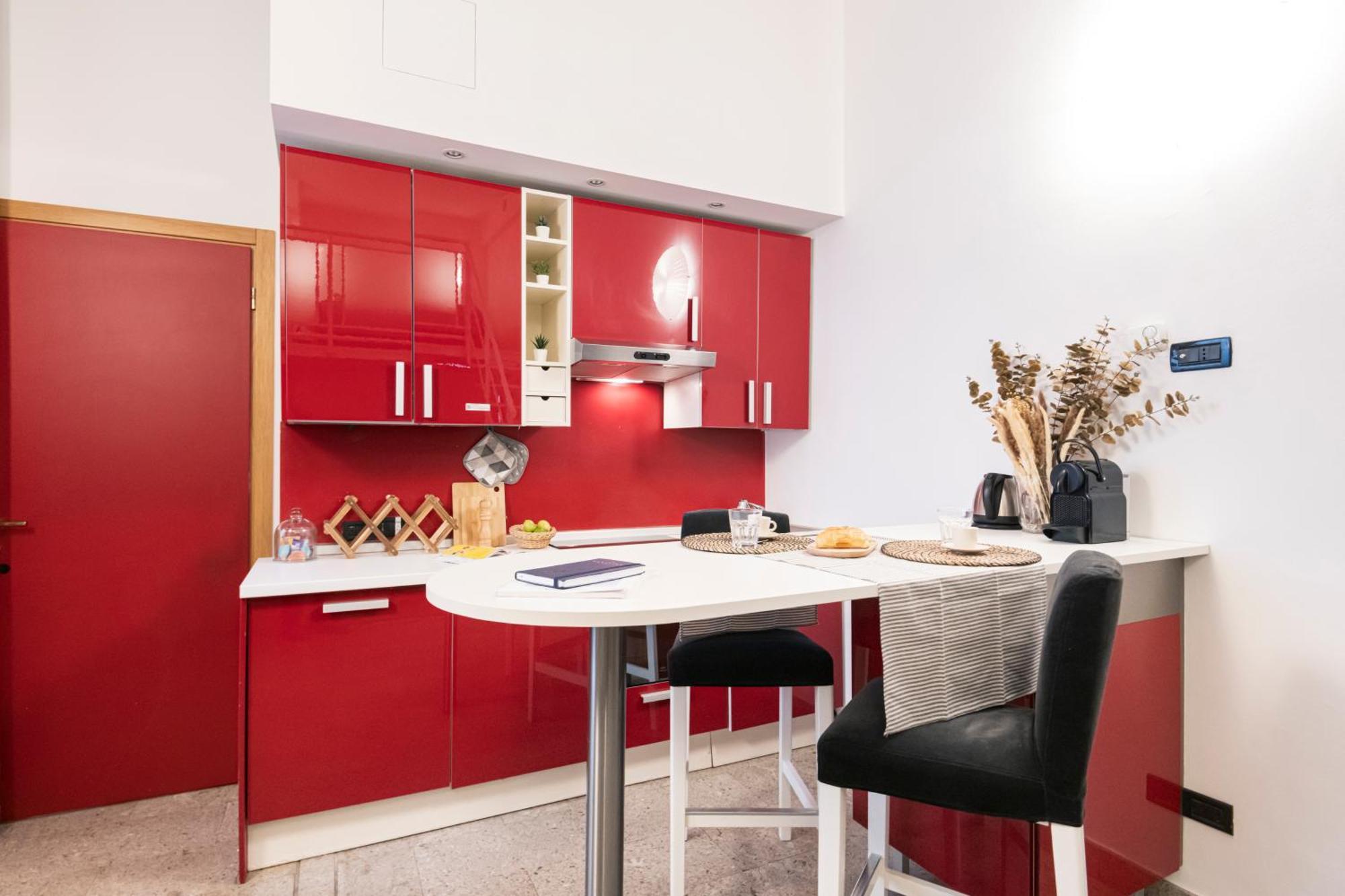 Апартаменты Easylife - Accogliente Monolocale In Via Torino, Posizione Perfetta Per Scoprire La Citta Милан Экстерьер фото